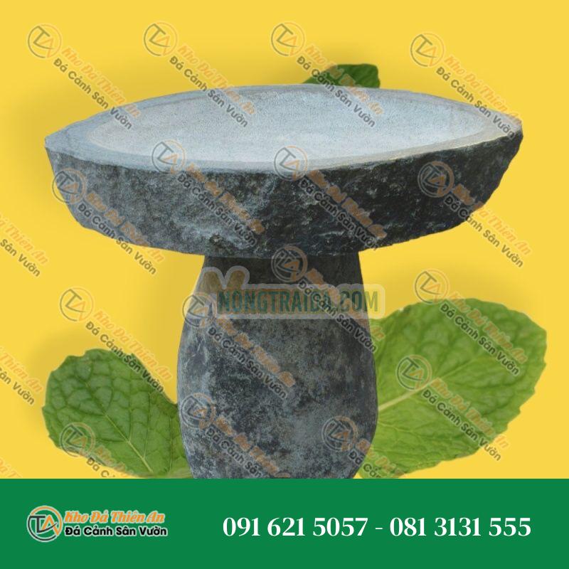 Đài Tắm Chim, Đường kính 35 – 40cm, với cơ sở, được chạm khắc tay từ đá sông Kích thước: 50,00×40,00×43,00cm