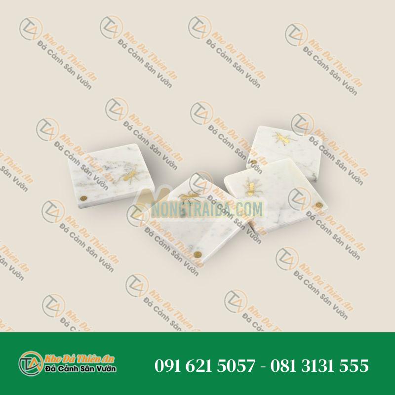 Đế lót ly vuông, khảm đồng kiến vàng carrara trắng, làm thủ công ý