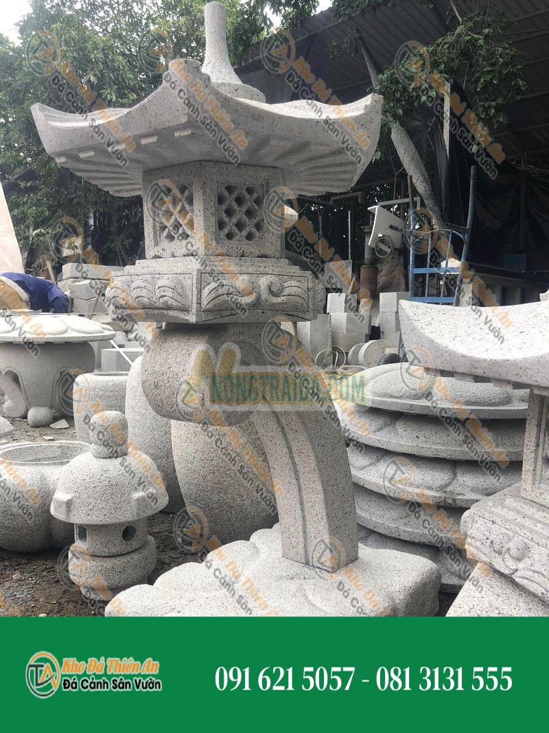 Đèn đá thân cong, đá trắng muối tiêu cao cấp