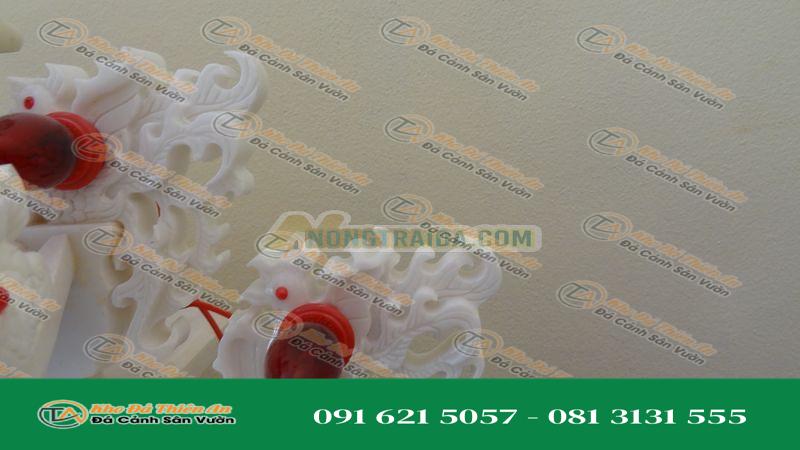 Đền thờ Thần ông địa kích thước 32cm 4 cột, 5 mái, 8 cá, 8 hồng, 8 rồng, đá màu châm biếm nổi bật