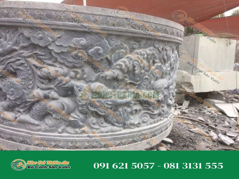 Giếng đá điêu khắc mỹ nghệ, đá xanh đen, 120x120x80cm