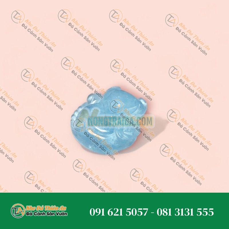 Hồ Ly ôm hoa aquamarine cao cấp chuẩn 5A
