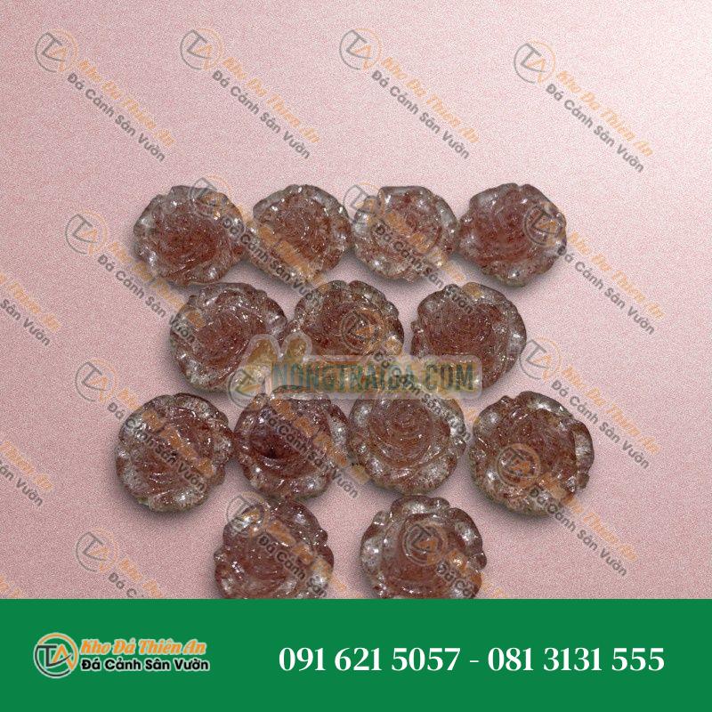 Hoa mẫu đơn thạch anh dâu đỏ