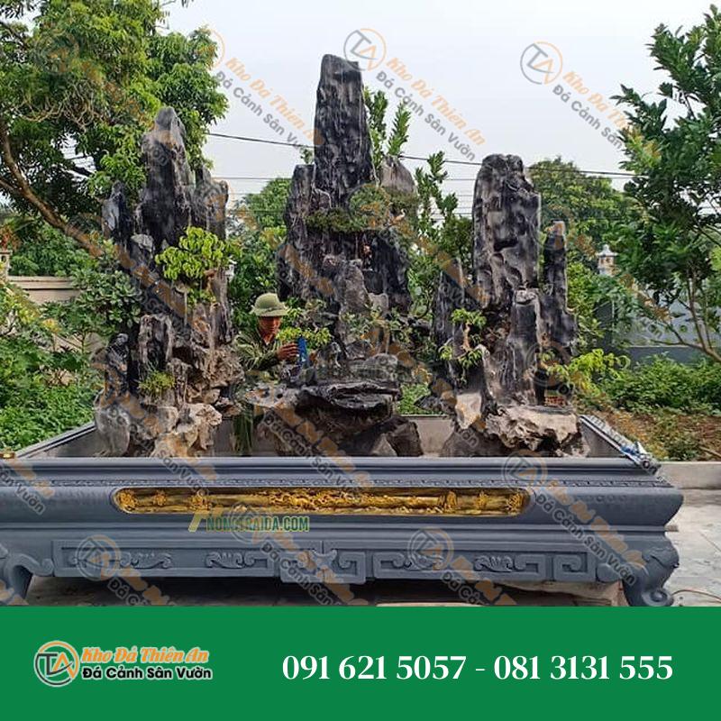 Hòn Non Bộ Bể Cá Đá Lũa Đen Ngoài Trời 106cm