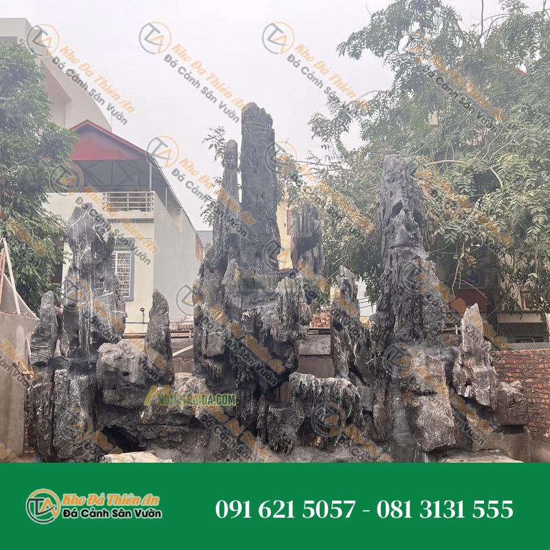 Hòn Non Bộ Cho Hồ Cá Lớn Đá Lũa Đen 2.2X3.9M