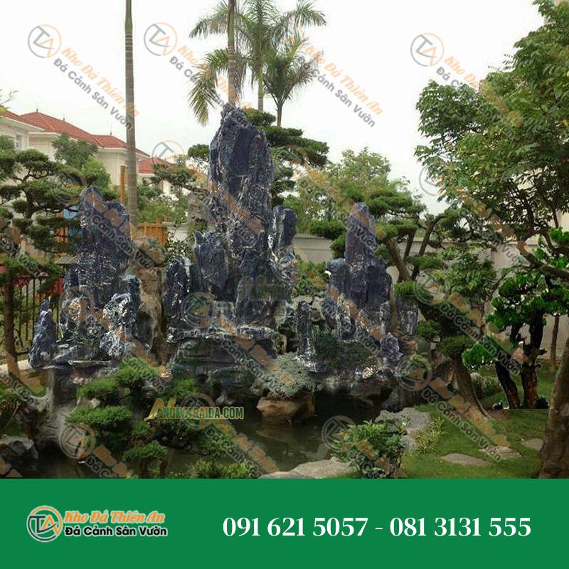 Hòn Non Bộ Cho Hồ Cá Lớn Đá Lũa Đen 2.3X3.9M