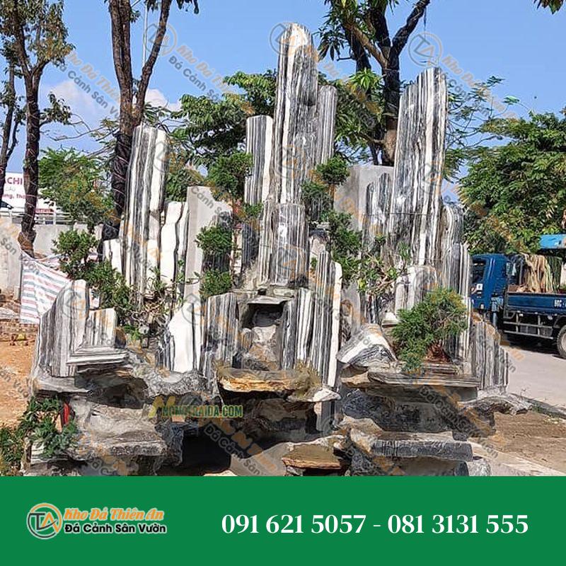 Hòn Non Bộ Công Ty Đá Tuyết Sơn 2.11M
