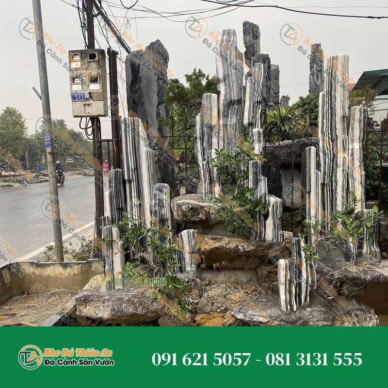 Hòn Non Bộ Đặt Vườn Đá Tuyết Sơn 2.14M