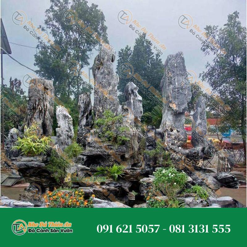 Hòn Non Bộ Hồ Cá Koi Lớn Đá Lũa Đen 2.7X3.9M