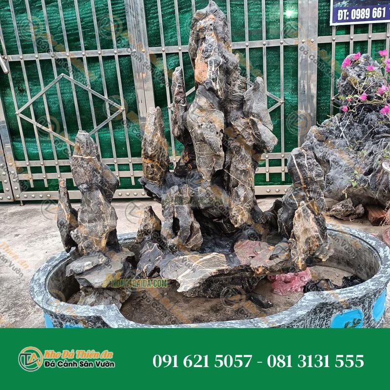 Hòn Non Bộ Nhỏ Trong Nhà Đá Lũa Đen 102cm
