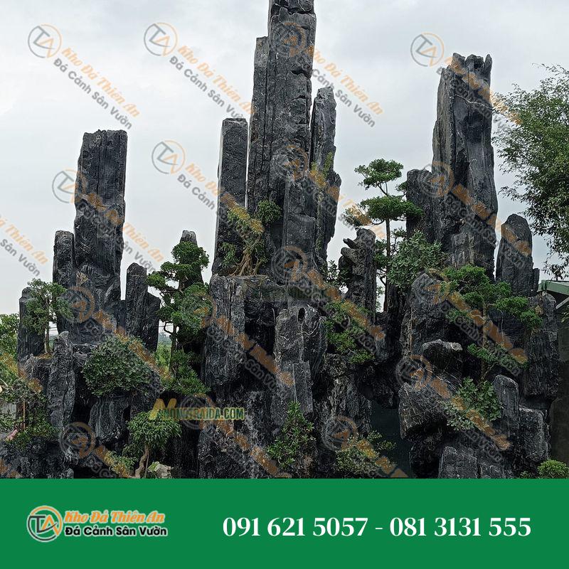 Hòn Non Bộ Nuôi Cá Lớn Đá Lũa Đen 2.4X3.1M