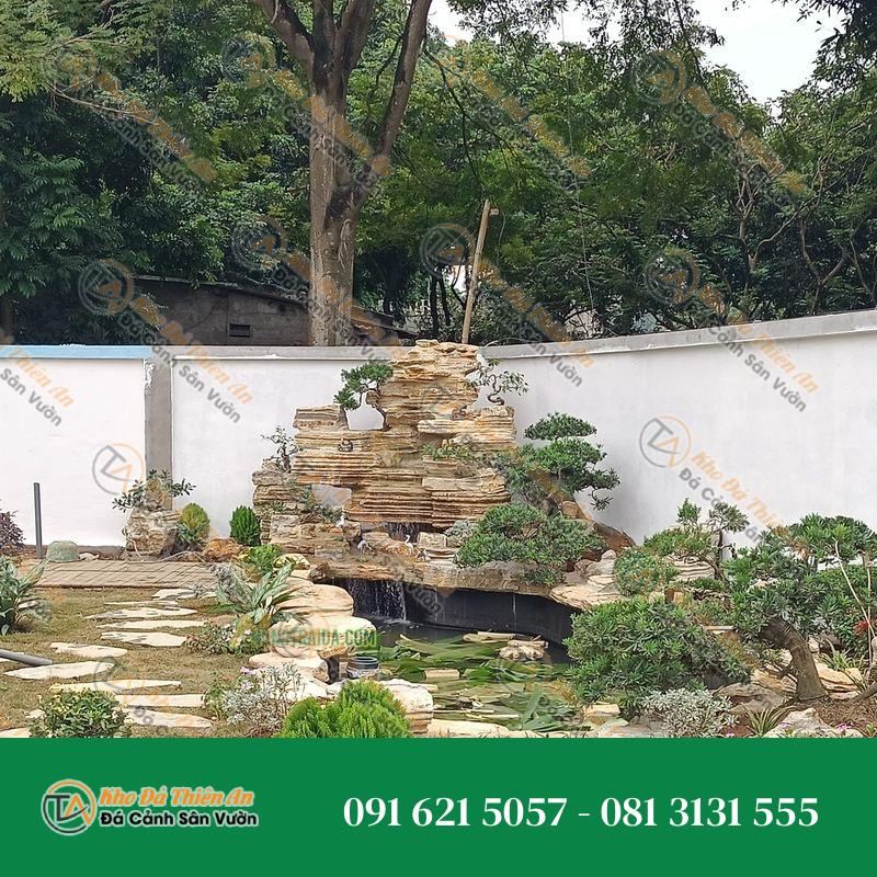 Hòn Non Bộ Phong Thủy Đá Cổ Thạch Xếp Lớp Hồ Cá 35 M3