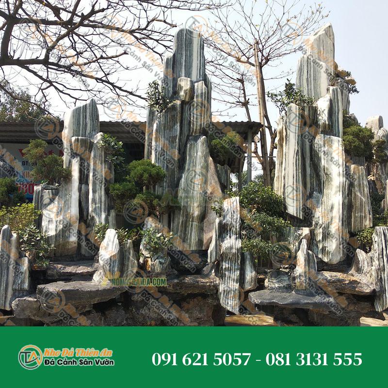 Hòn Non Bộ Sân Vườn 3 Ngọn Đá Tuyết Sơn 1.64m