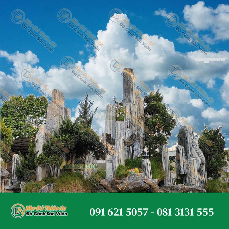 Hòn Non Bộ Sân Vườn Đá Tuyết Sơn 3.02M