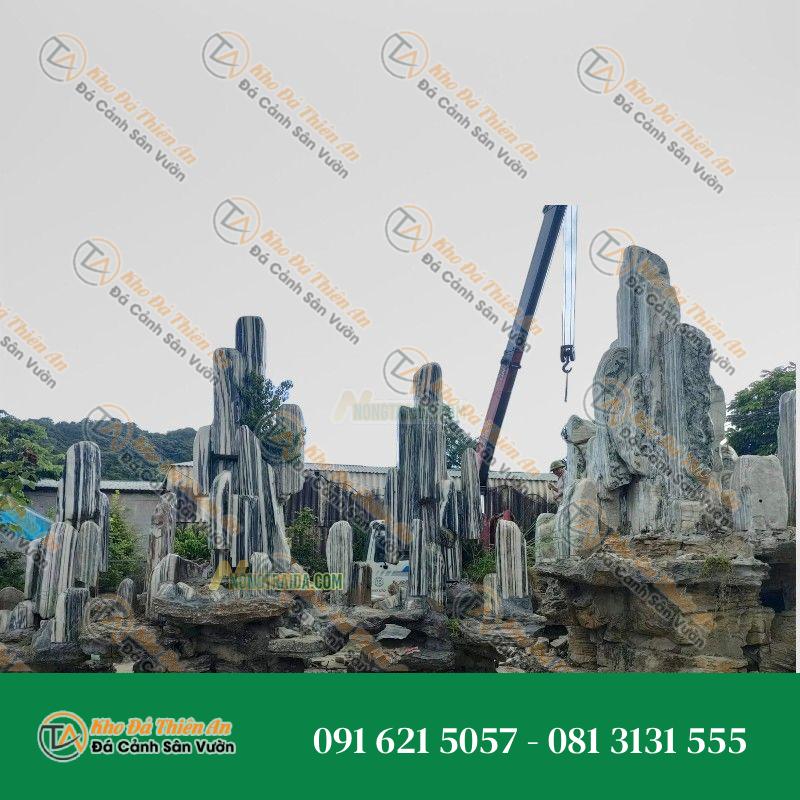 Hòn Non Bộ Sân Vườn Tam Sơn Đá Tuyết Sơn 1.76m
