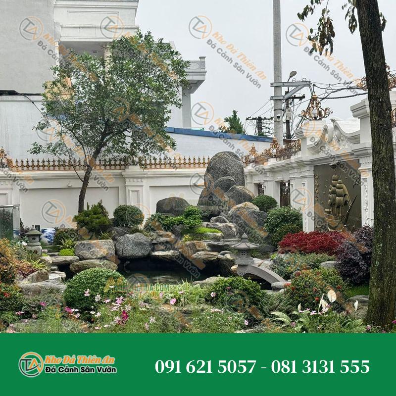 Hòn Non Bộ Thác Nước Đá Cuội Vân Mây 129cm