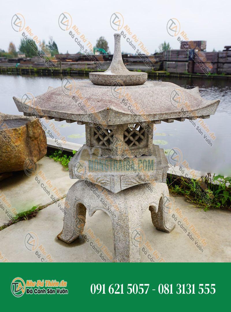 Đèn đá Nhật Bản (Kaku Yukimi Gata Ishidoro) 33x54cm
