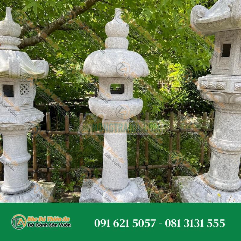 Kiku Lantern