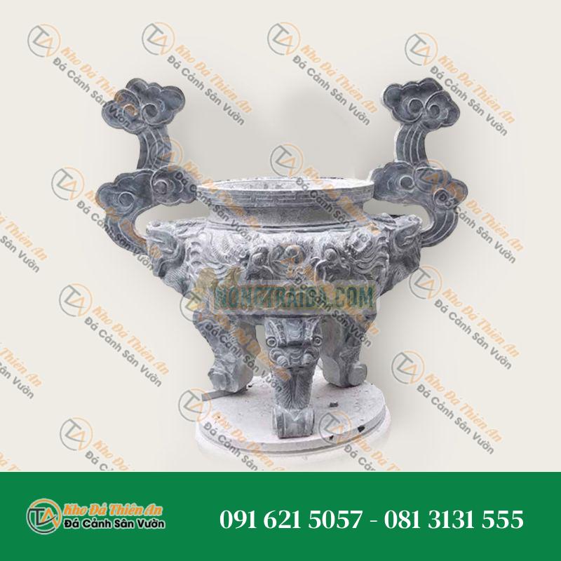 Lư hương đá đen Ninh Bình, cao 90cm