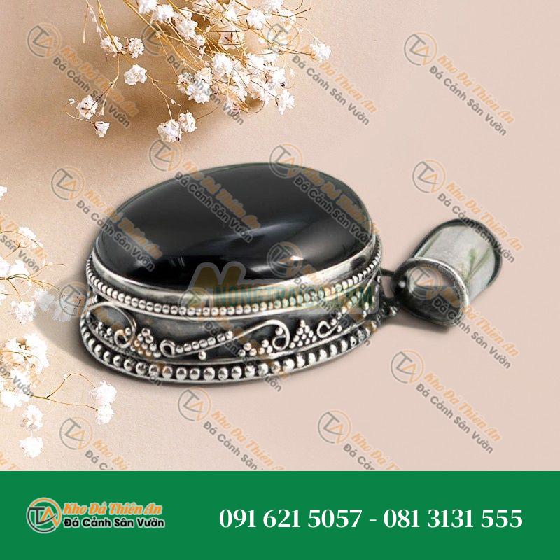 Mặt dây chuyền đá Onyx đen bạc 925