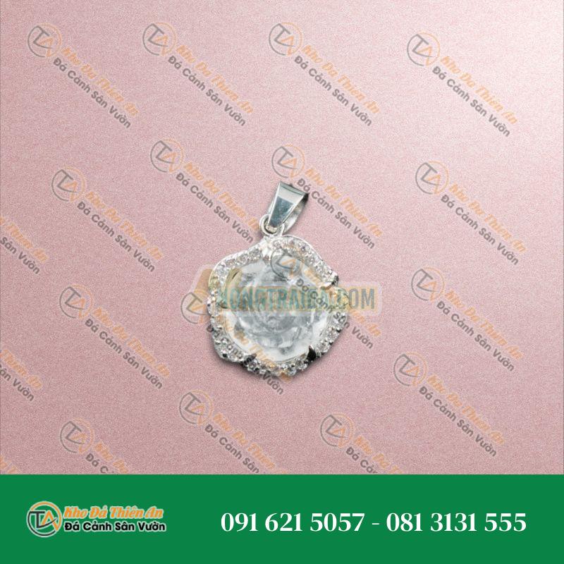 Mặt dây chuyền hoa mẫu đơn thạch anh trắng