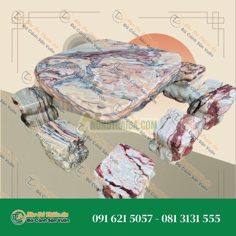Mẫu bàn ghế đá thổ cẩm tím 2 thớt