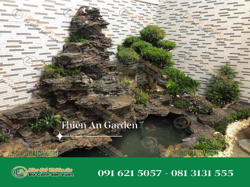 Mẫu Hồ Cá Koi Trong Nhà Đá Tai Mèo
