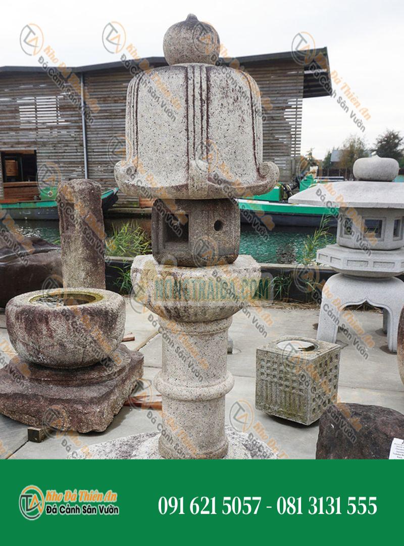 Đèn đá Nhật Bản (Rikyu Gata Ishidoro)