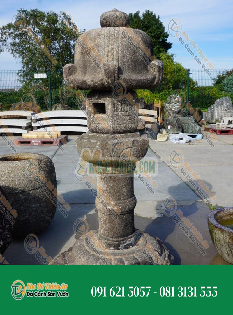 Đèn đá Nhật Bản (Rikyu Gata Ishidoro)