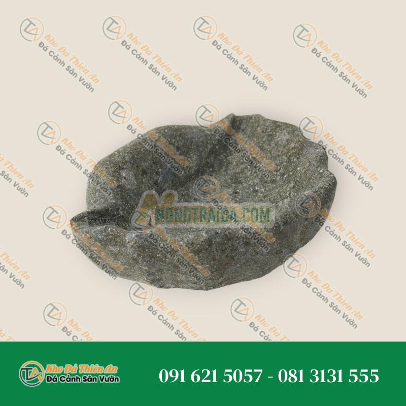 Chậu đá hình vỏ sò, đa dạng kích thước từ 20 – 25cm, được điêu khắc thủ công từ đá basanite