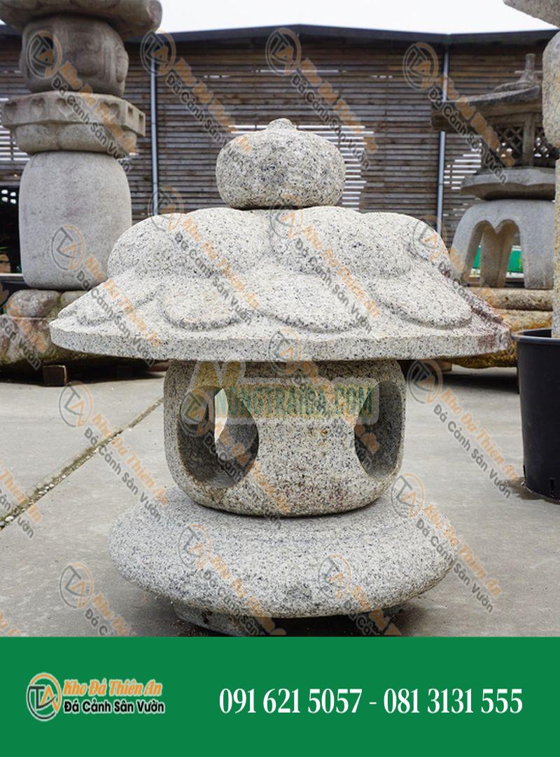Tamate Gata Ishidoro, Đèn đá Nhật Bản
