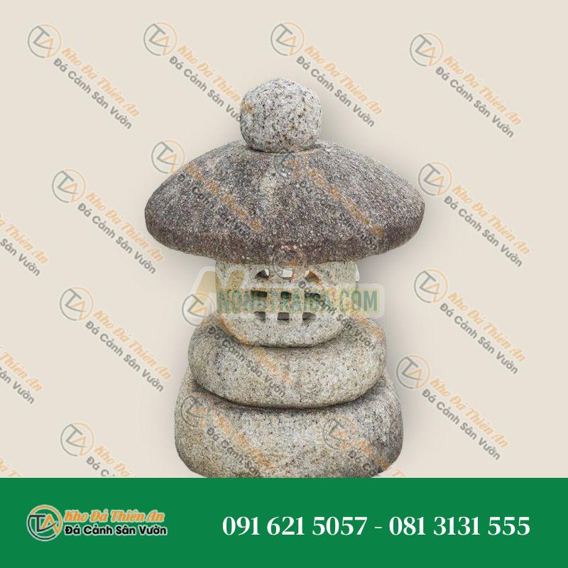 Tamate Gata Ishidoro, Đèn đá Nhật Bản