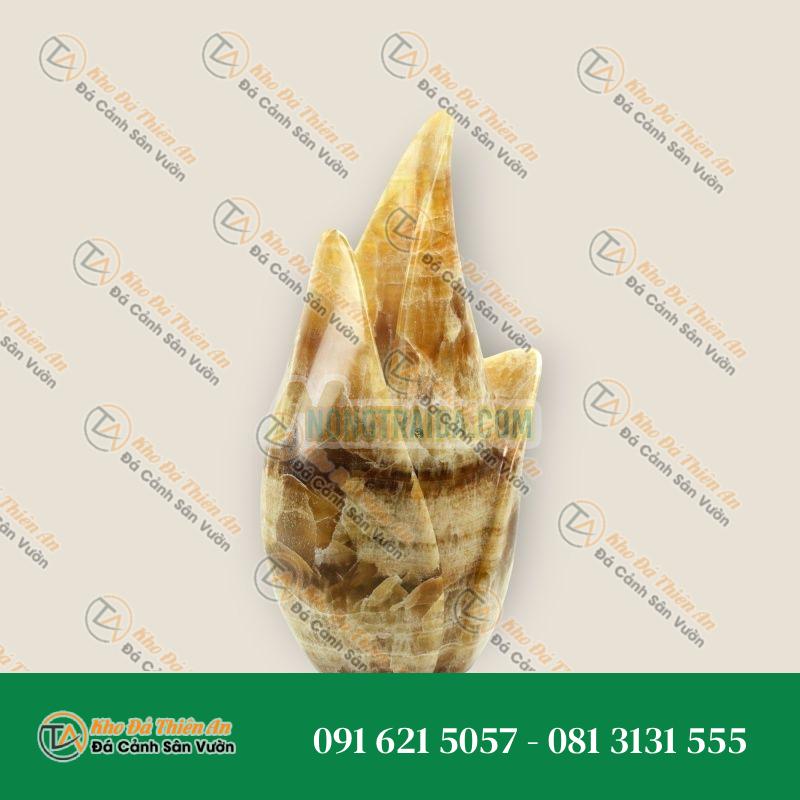 Tượng Bình hoa Tulip được tạc từ khối đá Onyx màu hổ phách nguyên khối, làm thủ công tại Ý (Đồ sưu tầm)