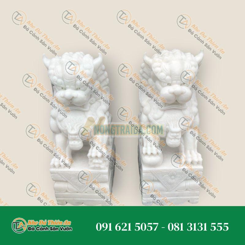 Cặp Kỳ Lân Gác Cổng Đá Cẩm Thạch Trắng 1m – Phong Thủy May Mắn – Khodathienan.com