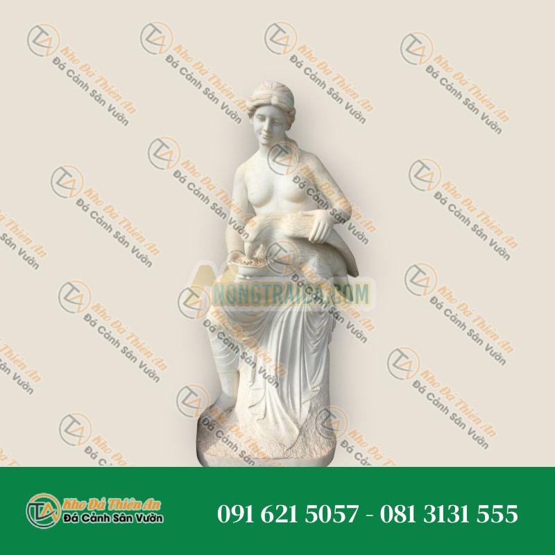 Tượng Phụ Nữ La Mã – Hy Lạp – Đá Carrara – Cho Đại Bàng Ăn | Khodathienan.com