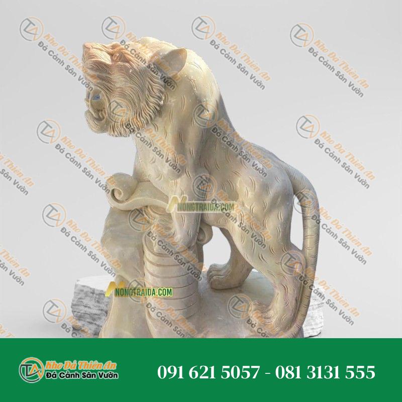 Tượng Báo Săn Mồi Đá Cẩm Thạch Vàng – Cao 68cm, Phong Thủy Tượng Trưng Cho Sức Mạnh
