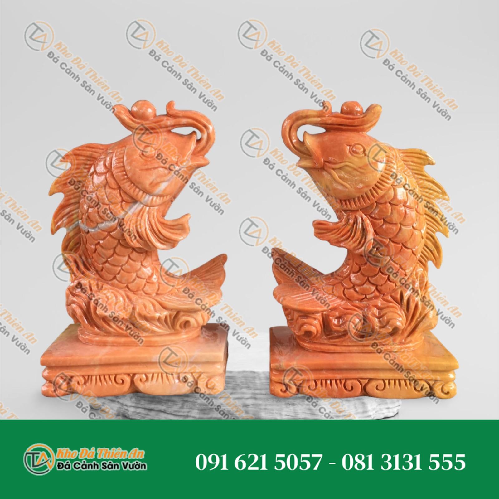 Tượng Cặp Cá Chép Đội Ngọc Đá Cẩm Thạch Vàng Cà Rốt – 80cm | Khodathienan.com