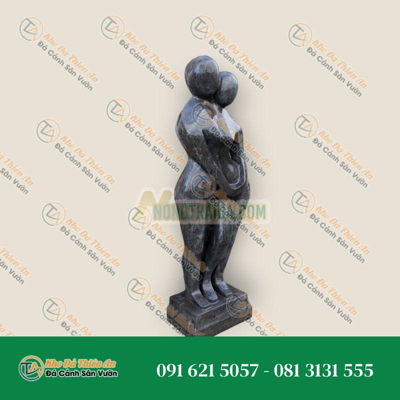 Tượng Cặp Tình Nhân Trừu Tượng Đá Hoa Cương Đen Bỉ, Kiểu Dáng Độc Đáo | Khodathienan.com