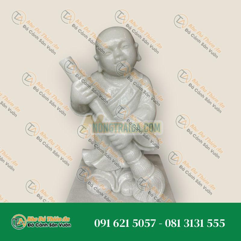 Tượng Chú Tiểu Đá Cẩm Thạch Trắng Trang Trí Sân Vườn | Cao 40cm – Mẫu 2