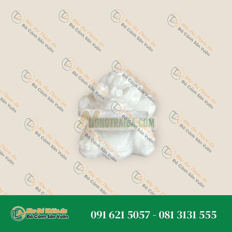Tượng Cóc Ngậm Tiền Thiềm Thừ Đá Cẩm Thạch Trắng 10cm – Chiêu Tài Lộc