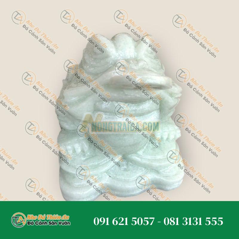 Tượng Thiềm Thừ Đá Cẩm Thạch Trắng Xanh 10cm – Chiêu Tài Lộc & May Mắn