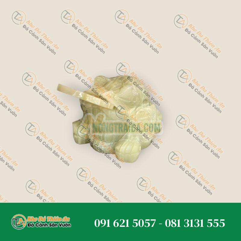 Tượng Thiềm Thừ Đá Ngọc Onyx 10cm – Cóc Ngậm Tiền Phong Thủy Chiêu Tài