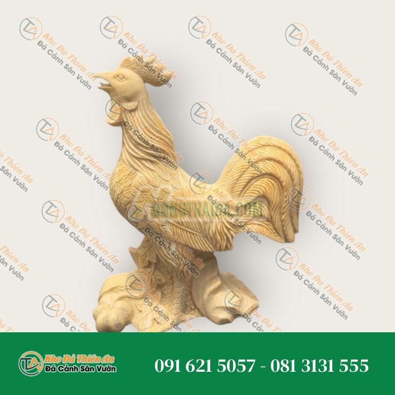 Tượng Gà Trống Đá Cẩm Thạch Vàng Cà Rốt 38cm – Biểu Tượng Phong Thủy May Mắn