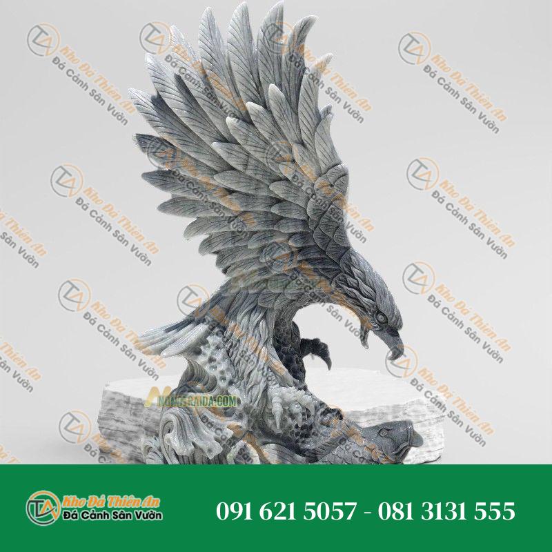 Tượng Đại Bàng Bằng Gắp Cá Đá Trắng Xám | Phong Thủy Tăng Cường Tài Lộc