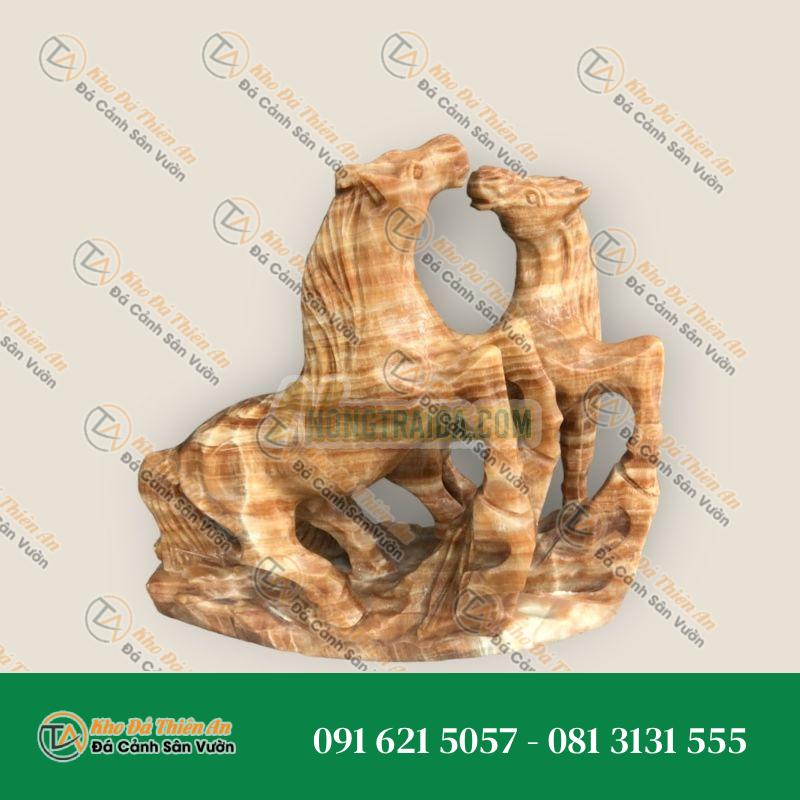 Tượng Ngựa Phong Thủy Đá Cẩm Thạch Vân Gỗ 22cm – Rước Công Danh & Tài Lộc