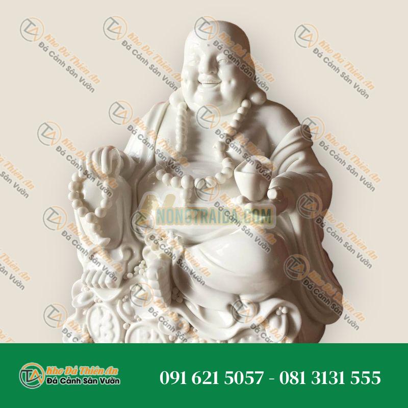 Tượng Phật Di Lặc Trắng Ngồi Đồng Xu Vàng 22cm – Thu Hút Tài Lộc – Khodathienan.com