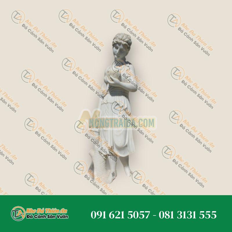 Tượng Phụ Nữ Cầm Giỏ Bằng Đá Cẩm Thạch Trắng Carrara